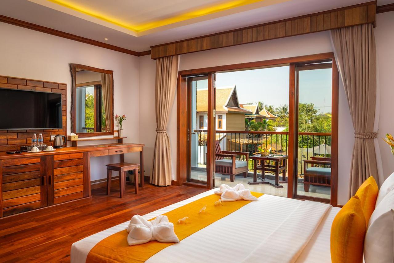 Khmer House Resort Сіємреап Екстер'єр фото